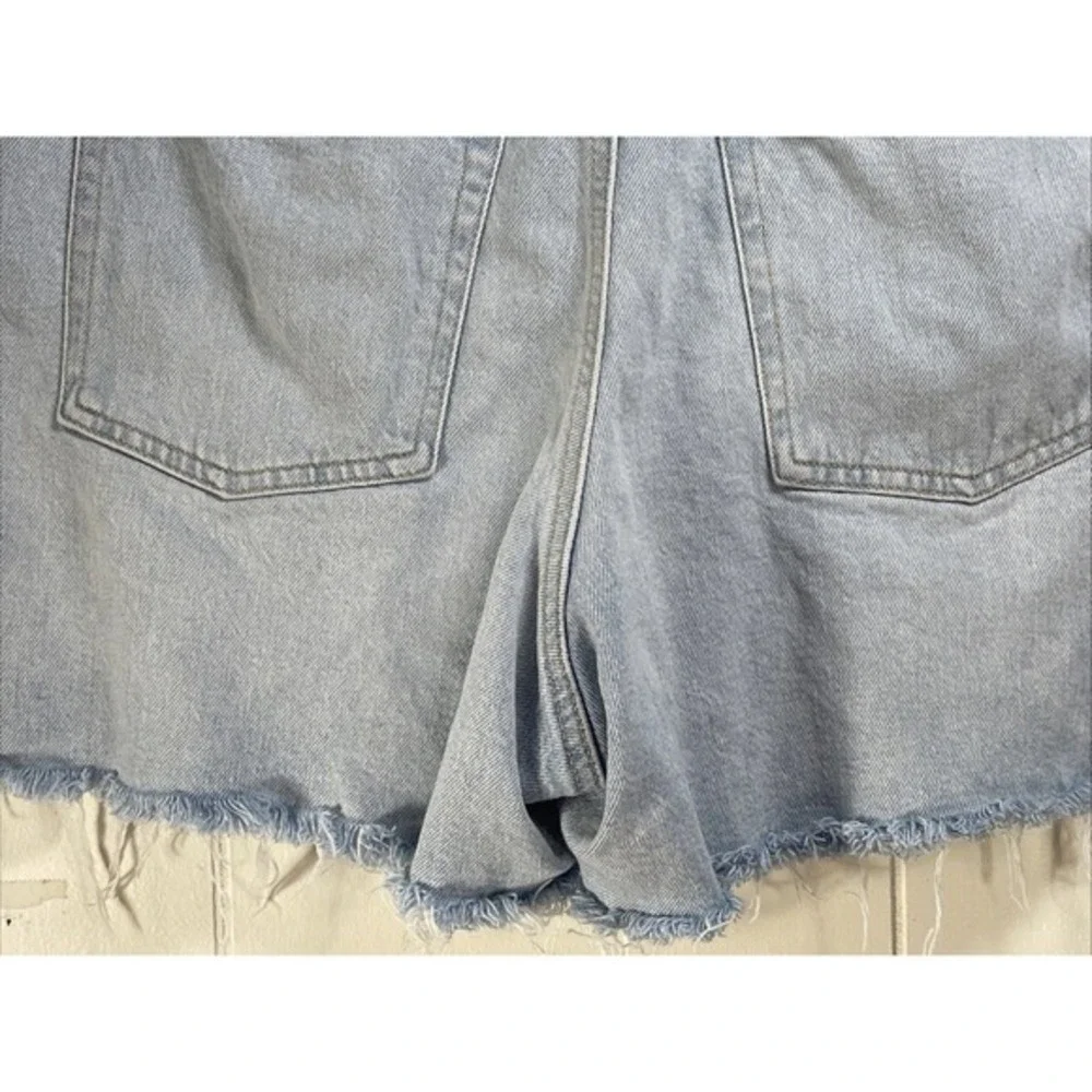 Vintage Y2K Lauren Ralph Lauren‎ black label Jean Shorts 14 raw hem light wash
